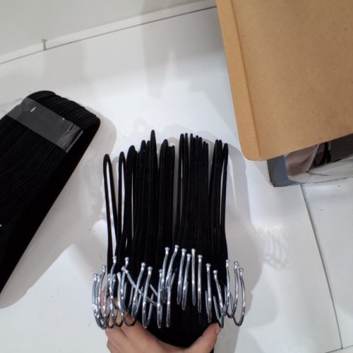 50PK NON-SLIP VELVET ADULT SIZE HANGERS - 17.7"X 0.2"X 9.5" - BLACK (MODEL: 1193759) image 3