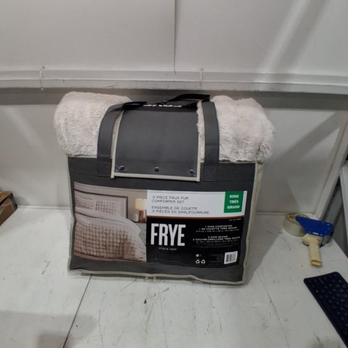 3PC FRYE FAUX FUR COMFORTER SET - KING - BEIGE (MODEL:1796288) image 2
