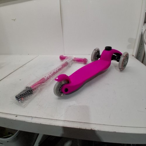 DADDYCHILD 3-WHEEL KICK SCOOTER FOR KIDS 4 HEIGHT ADJUSTMENT - 25.5" TO 33" - PINK - S909 image 2