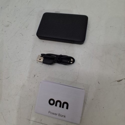 ONN POWER BANK - 5000 MAH, 12W MAX - BLACK (MODEL: ONA261W1030C) image 4