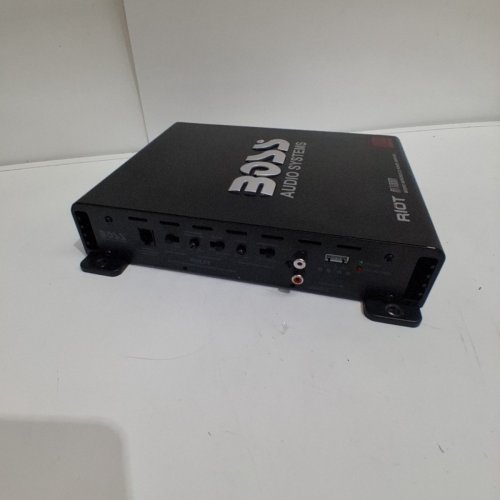 BOSS AUDIO SYSTEMS R1100M MONOBLOCK CAR AMPLIFIER - 1100 WATTS MAX POWER, 2/4 OHM STABLE, CLASS A/B, MOSFET POWER SUPPLY, REMOTE SUBWOOFER CONTROL, BLACK image 4