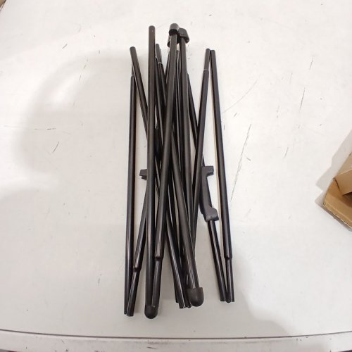 AMAZON BASICS TABLETOP INSTANT EASEL TRIPOD - SUPPORTS 5LB - BLACK image 2