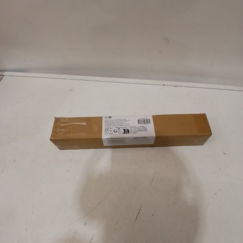 AMAZON BASICS TABLETOP INSTANT EASEL TRIPOD - SUPPORTS 5LB - BLACK image 3