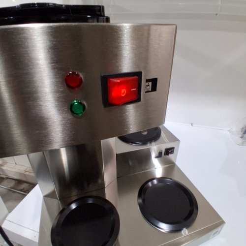 VEVOR COMMERCIAL POUR OVER DRIP COFFEE MAKER MACHINE WITH 3 WARMER PLATES AND 3 GLASS CARAFES - 12CUP - STAINLESS STEEL (MODEL: RBT-386-BD3) image 3