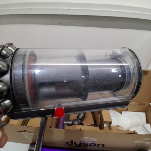 DYSON V11 CORDLESS 2-IN-1 STICK/HAND VACUUM CLEANER (MODEL: V11 SV28) image 4