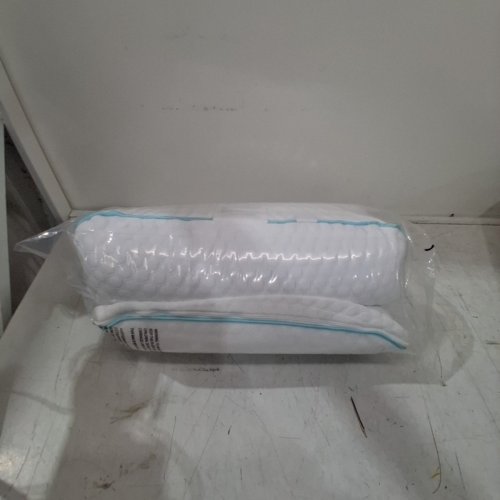 MARTHA STEWART MEMORY FOAM PILLOW - QUEEN - WHITE/BLUE PIPING (MODEL: 1392500) image 2