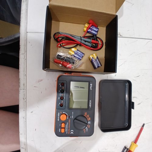 VICI MULTI METER DIGITAL INSULATION RESISTANCE TESTER - GREY/ORANGE (MODEL: VC60B+) image 2