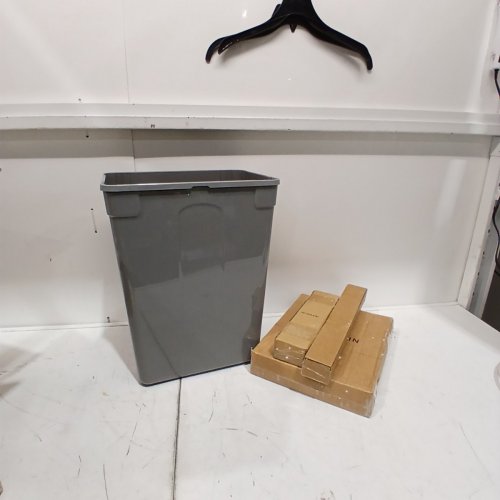 PULLOUT TRASH CAN FOR KITCHEN CABINETS WITH HEAVY DUTY METAL FULL EXTENSION SLIDING SYSTEM AND HANDLE - 8 GAL - GREY (MODEL:CH-LS35L01) image 2