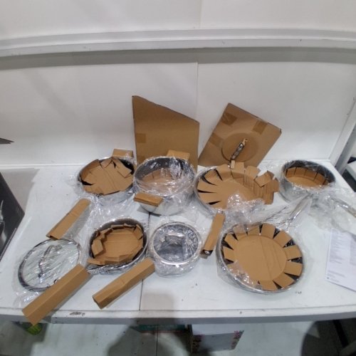11PC HENCKELS PARADIGM HYBRID CERAMIC NON-STICK TRI-PLY CLAD COOKWARE SET - SILVER (MODEL: 1901727) image 3