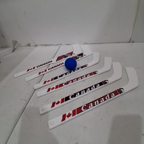 7PC CANADA RED MINI-HOCKEY STICK SET WITH 6 STICKS AND A BALL - WHITE/BLACK/RED image 2
