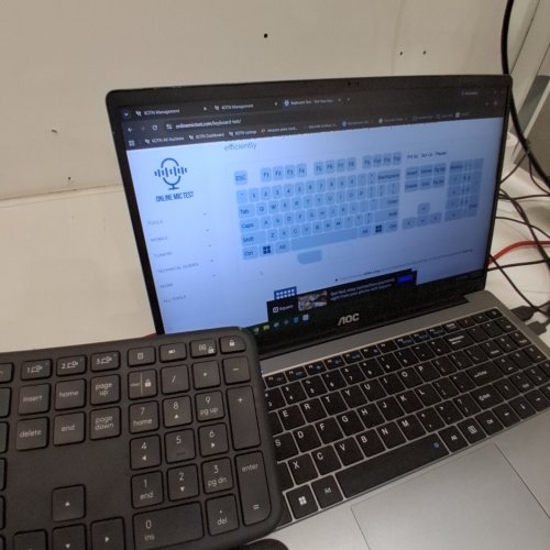 LOGITECH ERGO K860 WIRELESS BLUETOOTH ERGONOMIC KEYBOARD - SPLIT KEYBOARD, WRIST REST, BLUETOOTH AND USB (MODEL:‎ YR0072) image 2