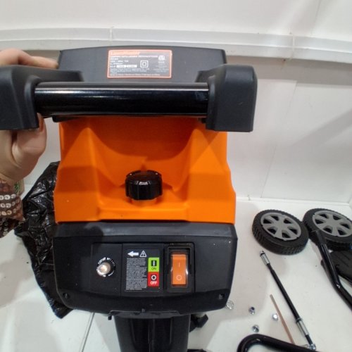 LAWNMASTER ELECTRIC WOOD CHIPPER SHREDDER 15A, 1.8" CUTTING DIAMETER MAX 14:1 REDUCTION - ORANGE - (MODEL: FD1503) image 6