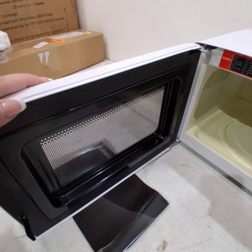 GALANZ RETRO STYLE COUNTERTOP MICROWAVE OVEN - 0.7CU.FT. - WHITE (MODEL: GLCMKZ07WER07) image 5