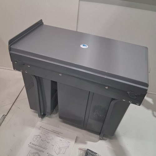KOSIEHOUSE PULL OUT DUAL SLIDE OUT GARBAGE CAN WITH LID - 30L - 28" - GREY (MODEL:N002) image 6