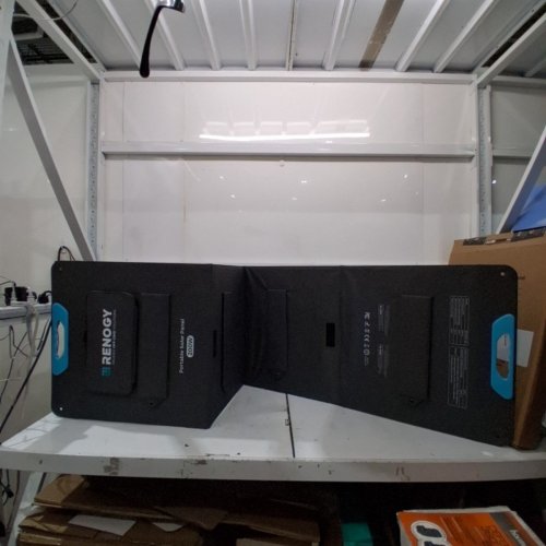 RENOGY IP65 WATERPROOF FOLDABLE PORTABLE SOLAR PANEL - 14AWG 200W - BLACK/TEAL (MODEL: RPP200EF-SE) image 2
