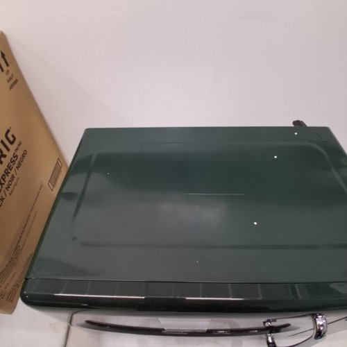 DANBY RETRO COUNTERTOP MICROWAVE - 700W - 0.7CU.FT - GREEN (MODEL: DMW07E1GDB) image 5