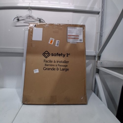 SAFETY 1ST EASY INSTALL TALL AND WIDE WALK THRU GATE - 29"-47" X 36" - WHITE (MODEL: GA106CWHOF1Z) image 3