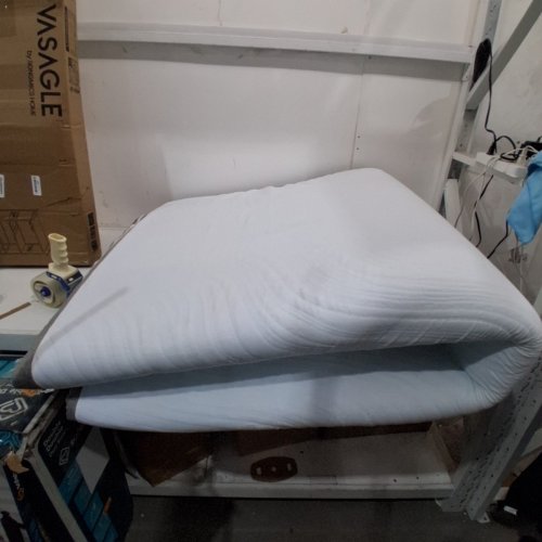 FOAM MATTRESS TOPPER - QUEEN - 3" image 2
