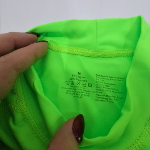 KID'S LONG SLEEVE SWIM SHIRT - MEDIUM - NEON GREEN image 3