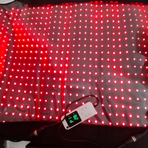 KAOUDT DUAL WAVELENGTH TPU RED LIGHT BLANKET WITH 2600 LEDS (660NM & 850NM) - 72" X 33.6" - BLACK (MODEL: HGSD) image 2