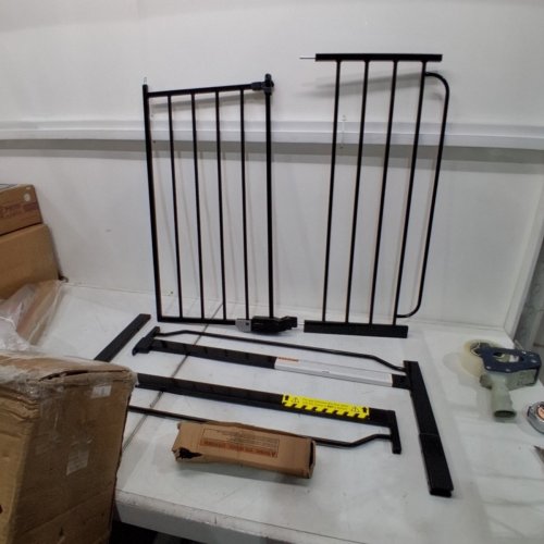 REGALO EASY STEP EXTRA WIDE SAFETY GATE - 29-49" X 30" - BLACK (MODEL: 1164 EB DS) image 2