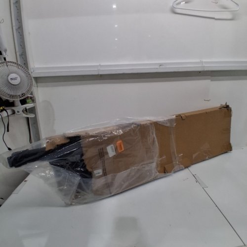 AUTOMOTIVE CARGO COVER - 51" - BLACK image 6