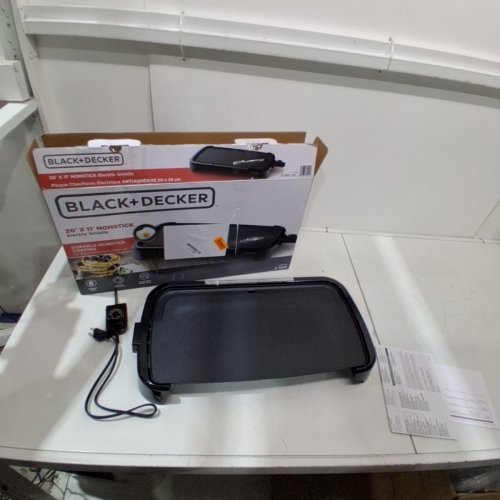 BLACK + DECKER FAMILY SIZED CORDED ELECTRIC GRIDDLE - 20" X 11" - BLACK (MODEL: GD2011BC) image 3