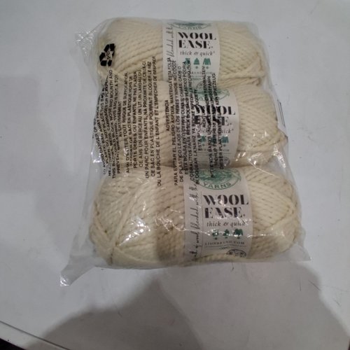 3 LION BRAND SUPER BULKY YARN - 170G - FISHERMAN CREAM (STYLE: WOOL-EASE THICK & QUICK) image 3