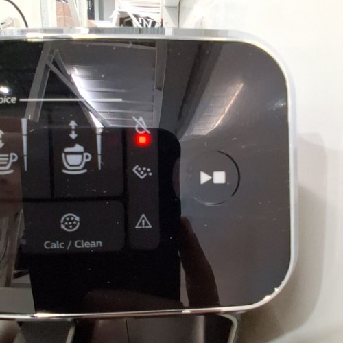 PHILIPS LATTEGO 3300 SERIES FULLY AUTOMATIC ESPRESSO MACHINE WITH BUILT-IN GRINDER - BLACK (MODEL: EP3341/50) image 2