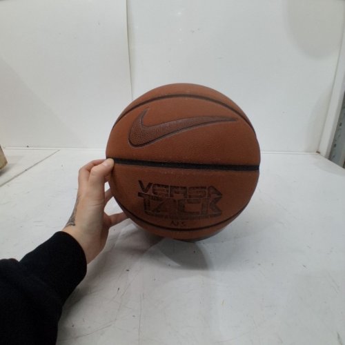 NIKE VERSA TACK 8P BASKETBALL - 29.5" - BROWN image 2
