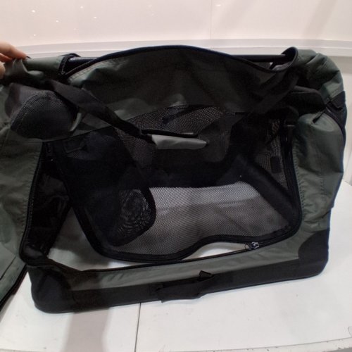 AMAZON BASICS PREMIUM FOLDING SOFT SIDED PET CARRIER CRATE FOR SMALL TO MEDIUM SIZED DOGS - 36" X 24" - GREEN/BLACK image 5