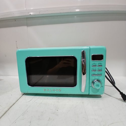 GALANZ RETRO STYLE COUNTERTOP MICROWAVE OVEN - 0.9CU.FT - MINT (MODEL: GLCMKZ09GNR09) image 3