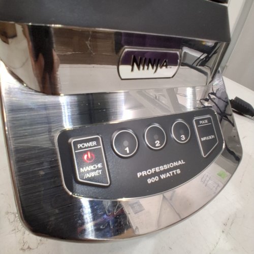 NINJA PROFESSIONAL BLENDER - 72OZ PITCHER/900W - BLACK/SILVER (MODEL: NJ600WMC) image 3