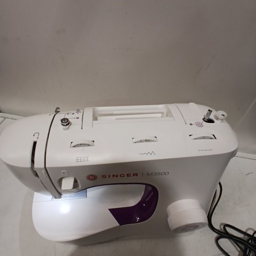 SINGER M3500 32 STITCH SEWING MACHINE - WHITE/PURPLE (MODEL: M3500) image 4