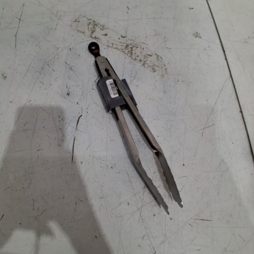 OXO GOOD GRIPS 9" TONGS WITH NYLON HEAD image 3