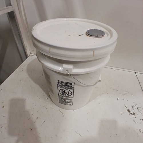 NORTHROCK LANDSCAPE LOC MULCH & ROCK BOND - 5 GAL image 4