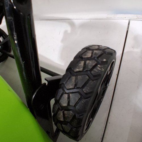 GREENWORKS CORDLESS PUSH START SNOW THROWER WITH 4.0 AH BATTERY AND CHARGER - 60V/20" - GREEN/BLACK(MODEL: SNC407) image 5