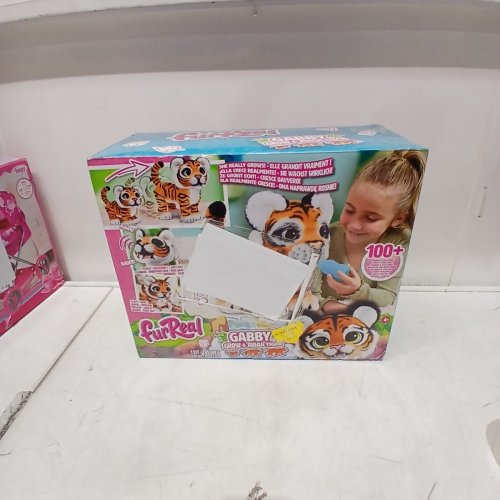 JUST PLAY FURREAL GABBY THE GROW & ROAR INTERACTIVE PLUSH TIGER - ORANGE, BLACK & WHITE (MODEL: 28204) image 4