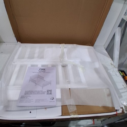 DREAM ON ME FINN TODDLER BED - 50LB CAPACITY - WHITE (MODEL: 6250) image 2