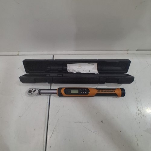 GEARWRENCH 3/8" DRIVE ELECTRONIC TORQUE WRENCH 10-135 NM - 85076, ORANGE image 3