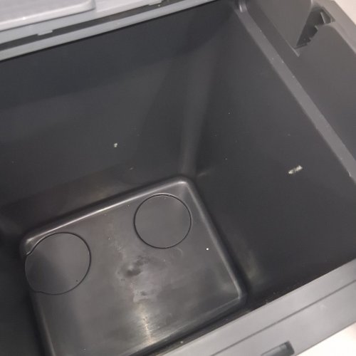 GARVEETECH ELECTRIC COOLER & WARMER PORTABLE CAR REFRIGERATOR - 30L - GREY (MODEL: ED5JVAXTQ00) image 6