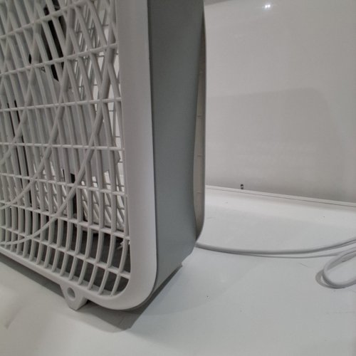 BLACK + DECKER PLUG-IN BOX FAN WITH 3 SPEED SETTINGS - 20" - WHITE (MODEL: BFB20S) image 4