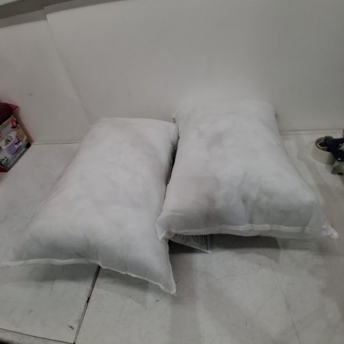 2PK RECTANGLE PILLOW INSERTS -24" X 15" - WHITE image 3