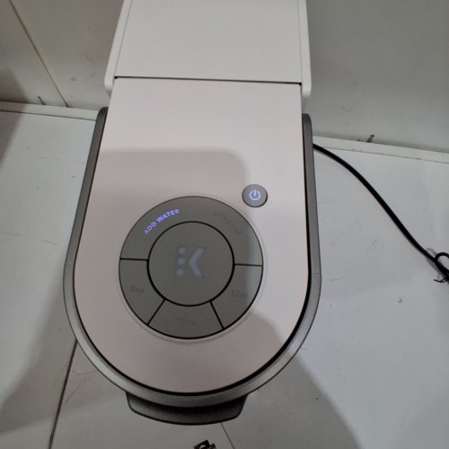 KEURIG K-SLIM SINGLE SERVE COFFEE MAKER - WHITE (MODEL: K900) image 2