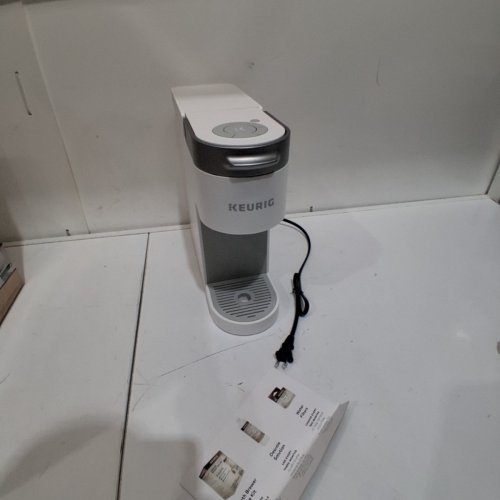 KEURIG K-SLIM SINGLE SERVE COFFEE MAKER - WHITE (MODEL: K900) image 3