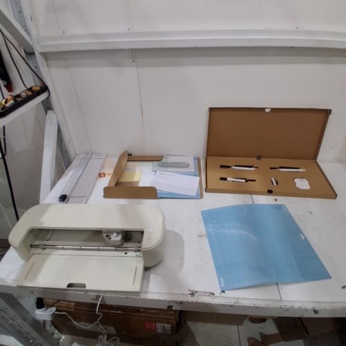 CRICUT EXPLORE 5 CUTTING MACHINE - BEIGE (MODEL: CXPL204C) image 3