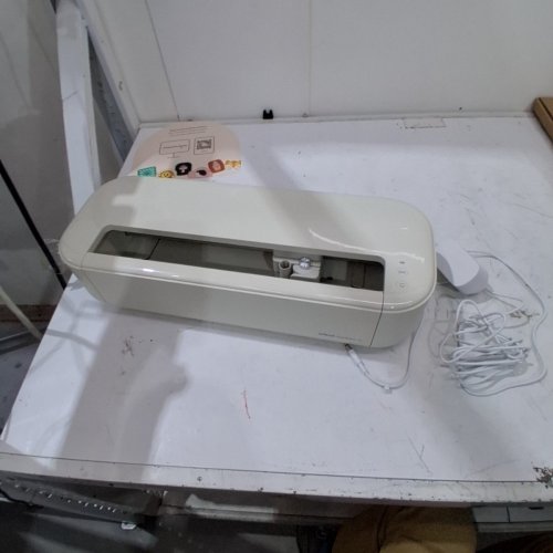 CRICUT EXPLORE 5 CUTTING MACHINE - BEIGE (MODEL: CXPL204C) image 7