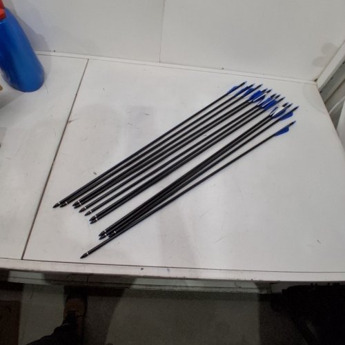 12PK ZYNTREK ROLLING FIBERGLASS ARROWS FOR COMPOUND AND ROCURVE BOW - 31"/20-55LBS - BLACK/WHITE/BLUE image 3