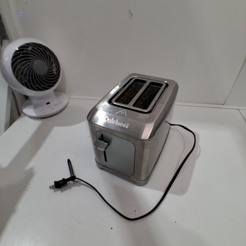 CUISINART 2-SLICE TOUCH SCREEN DIGITAL TOASTER - STAINLESS STEEL (MODEL: RBT-1680PCC) image 3