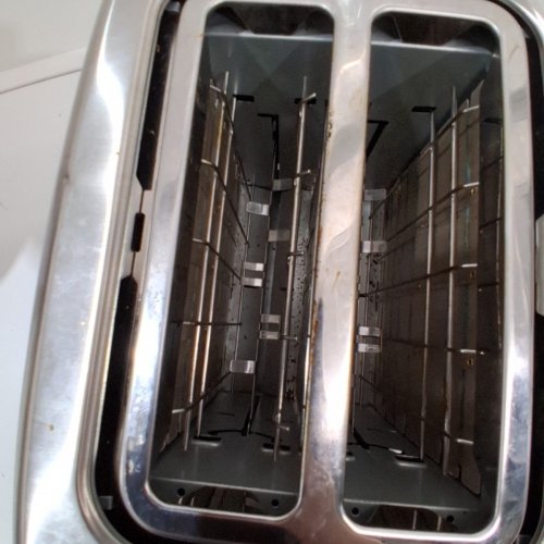 CUISINART 2-SLICE TOUCH SCREEN DIGITAL TOASTER - STAINLESS STEEL (MODEL: RBT-1680PCC) image 4